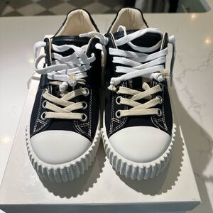 Maison Margiela “New Evolution” women’s sneakers EU 37 (US 7) NWT
